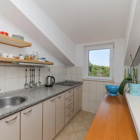 Ana Apartman Supetar